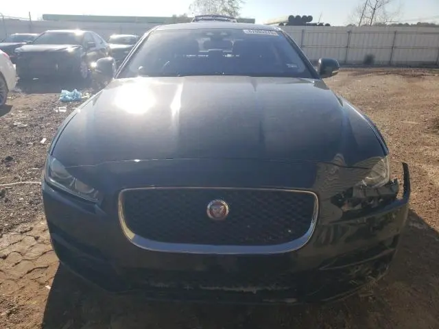 2017 JAGUAR XE PREMIUM  