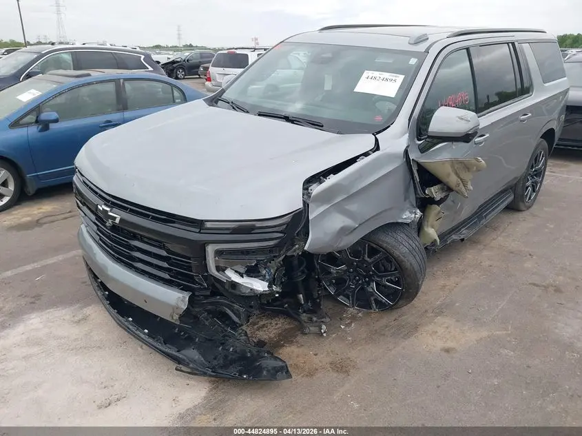 2025 CHEVROLET SUBURBAN 4WD RST