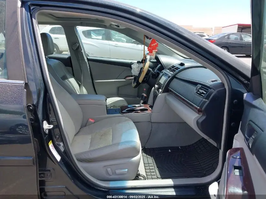 2012 TOYOTA CAMRY XLE