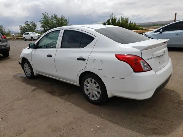2019 NISSAN VERSA S  