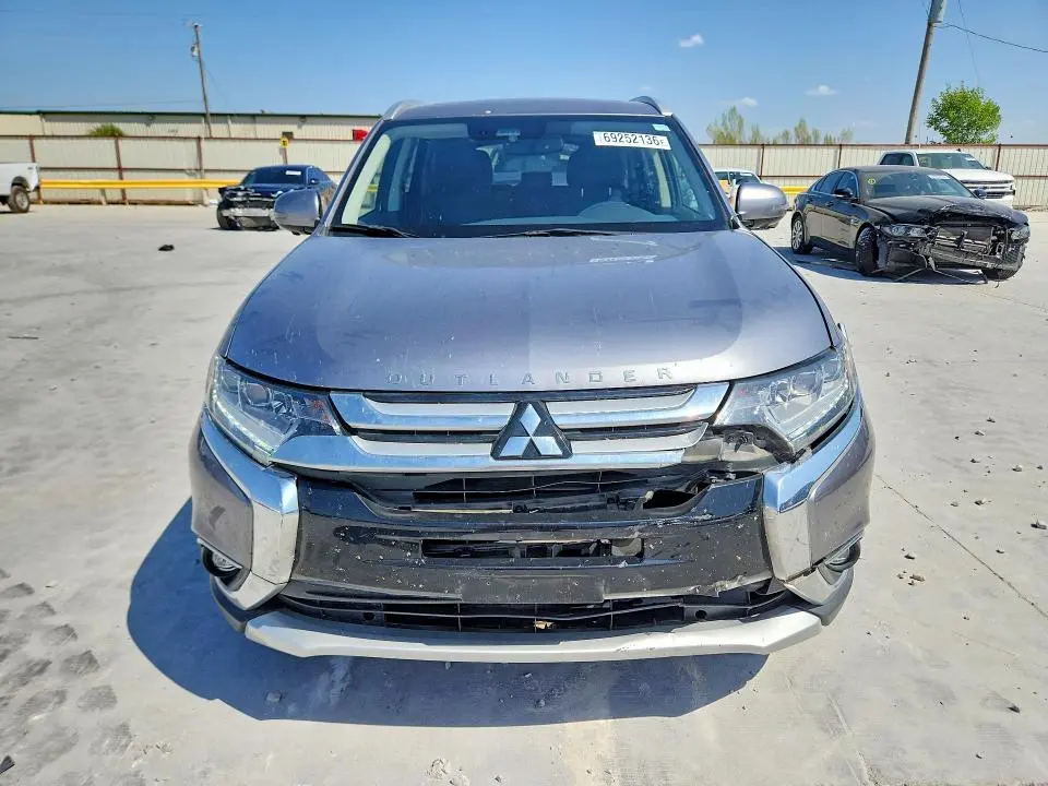 2017 MITSUBISHI OUTLANDER GT  