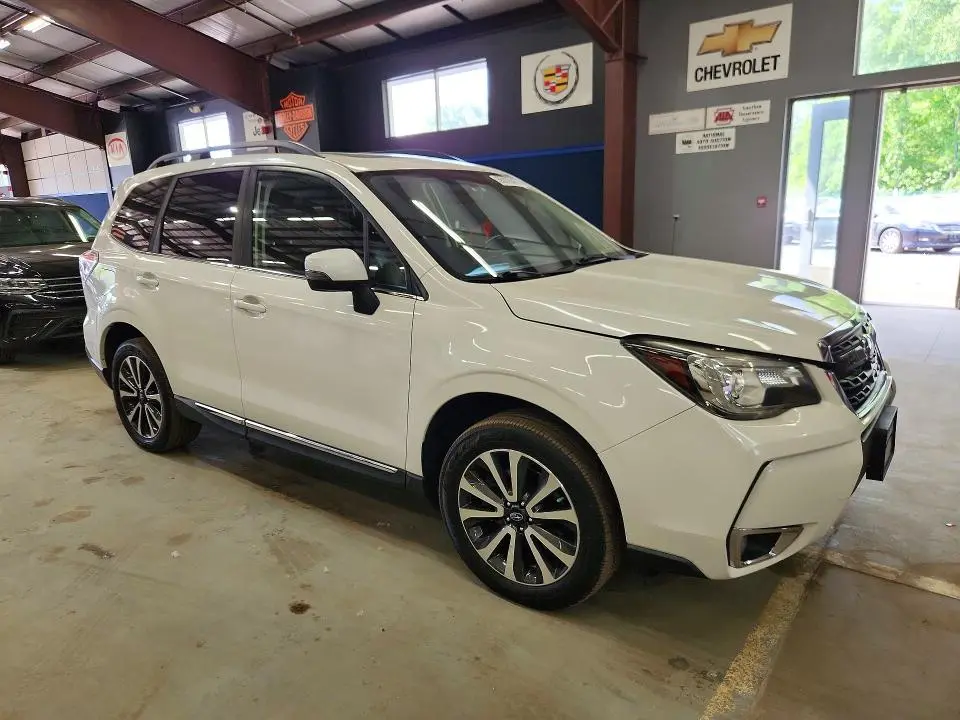 2017 SUBARU FORESTER 2.0XT TOURING  