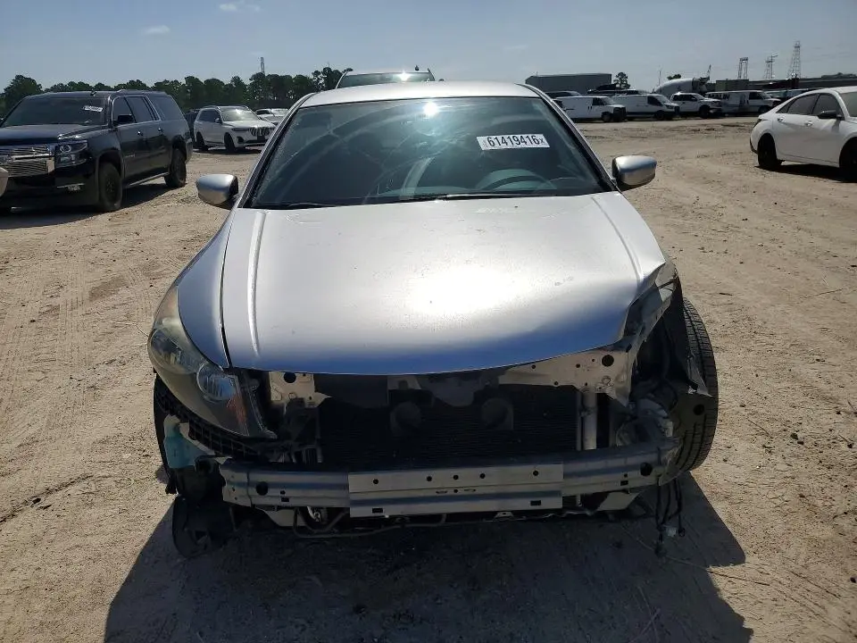 2011 HONDA ACCORD SE  