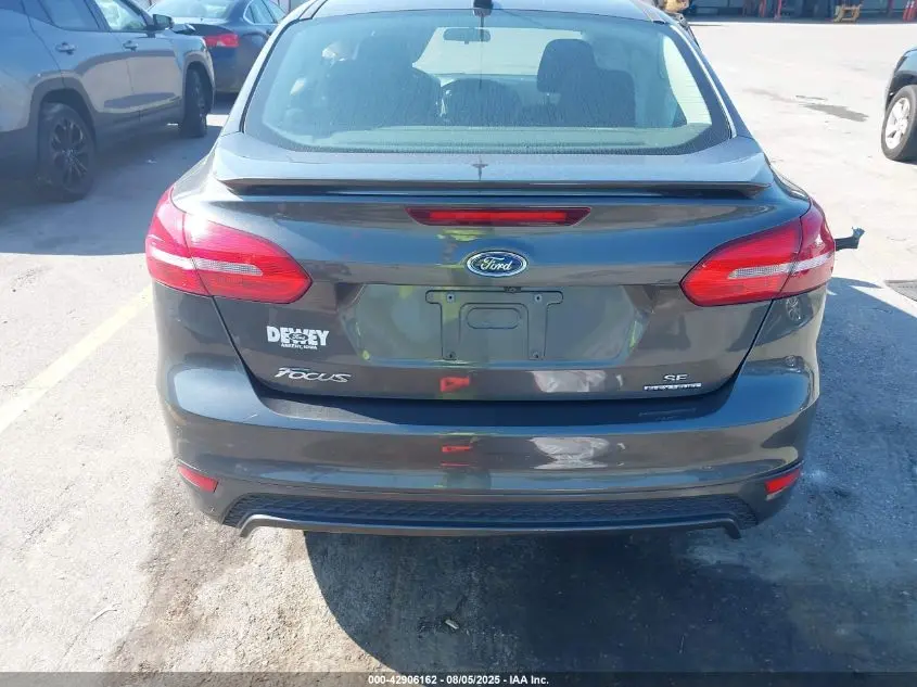 2016 FORD FOCUS SE