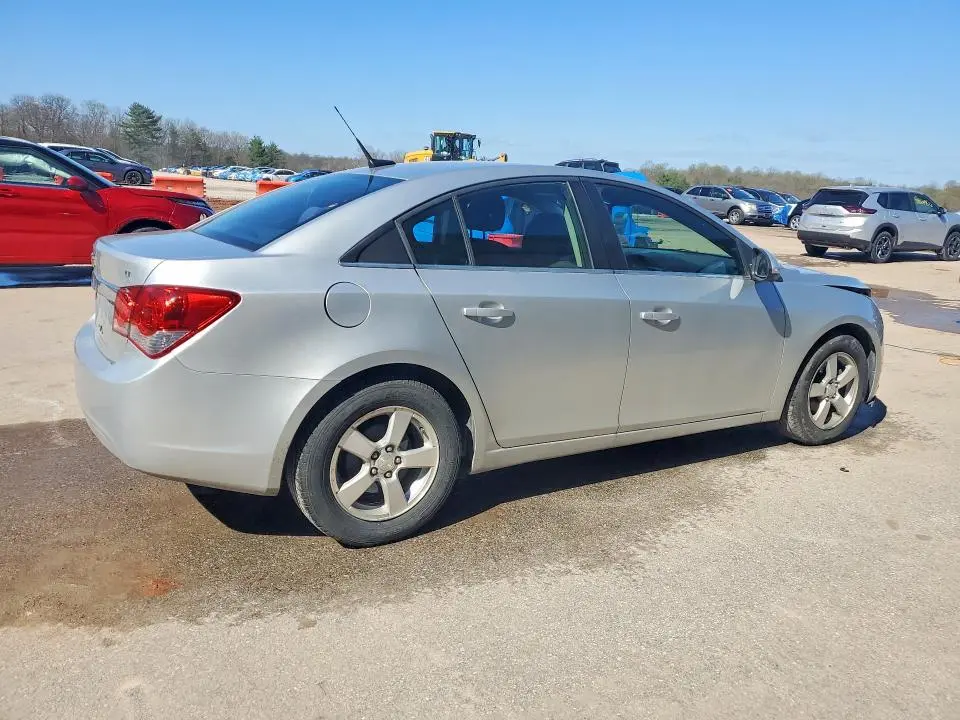 2013 CHEVROLET CRUZE LT  
