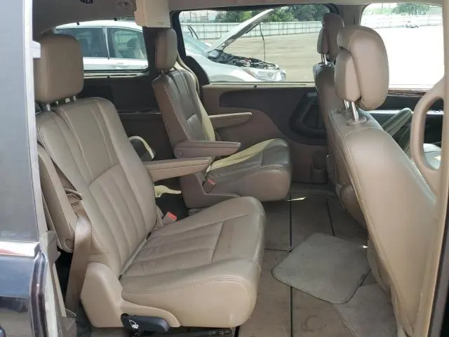 2011 CHRYSLER TOWN & COUNTRY TOURING L  