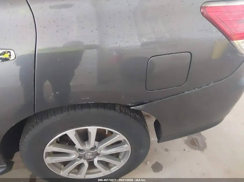 2014 NISSAN PATHFINDER SV