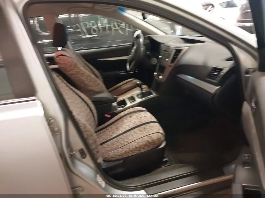 2012 SUBARU OUTBACK 2.5I
