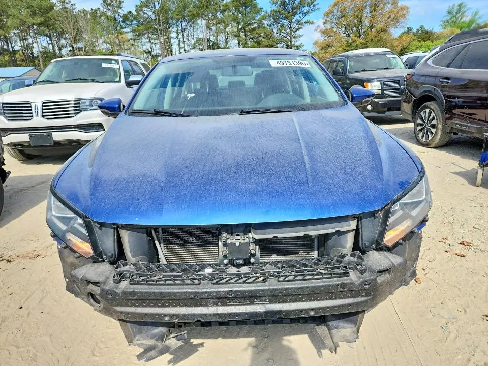 2017 VOLKSWAGEN PASSAT R-LINE  