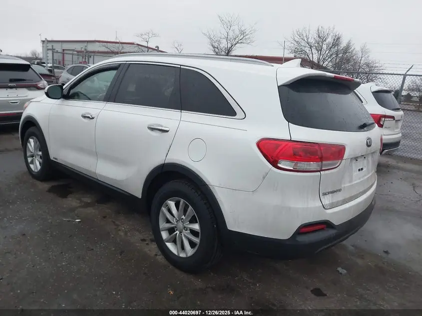 2016 KIA SORENTO 2.4L LX