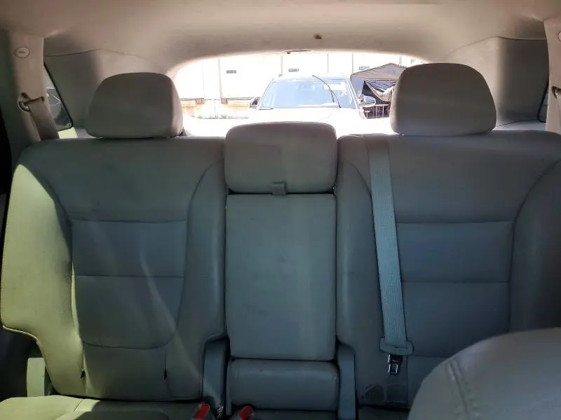 2014 KIA SORENTO LX  