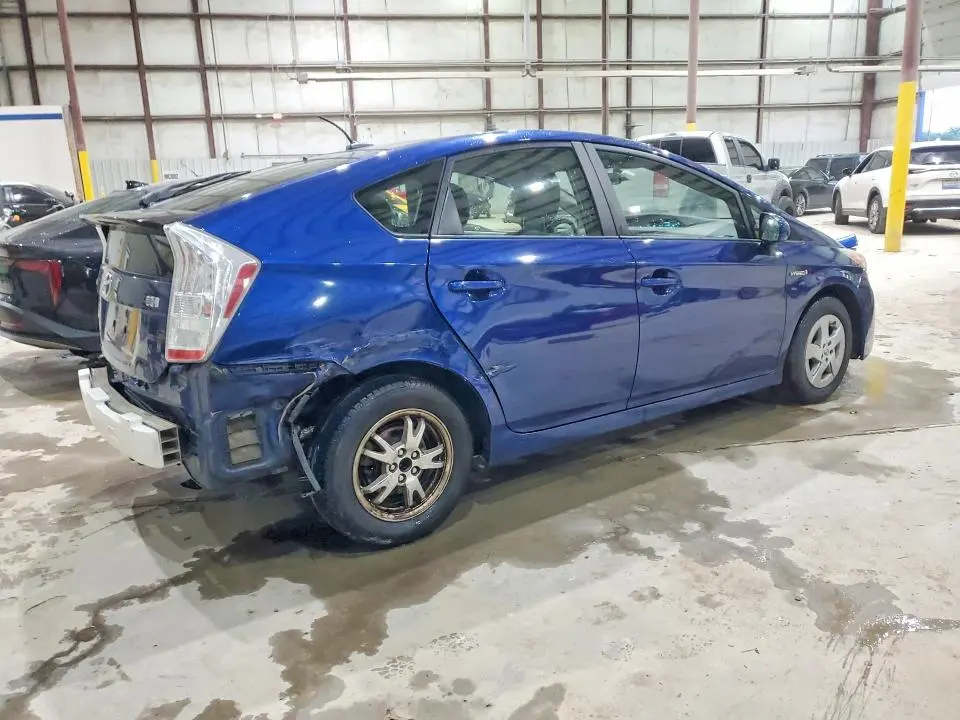 2010 TOYOTA PRIUS II  