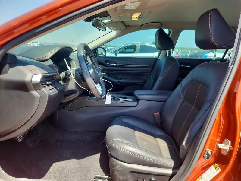 2021 NISSAN ALTIMA SR  