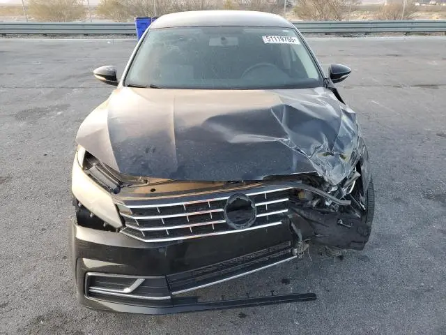 2016 VOLKSWAGEN PASSAT S  