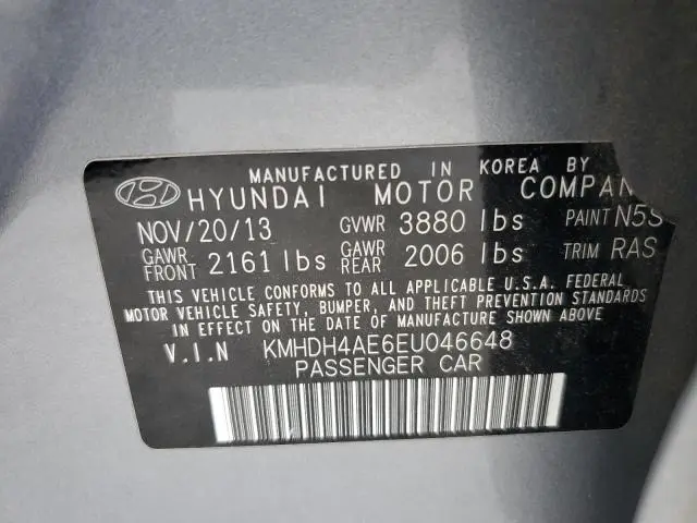 2014 HYUNDAI ELANTRA SE  