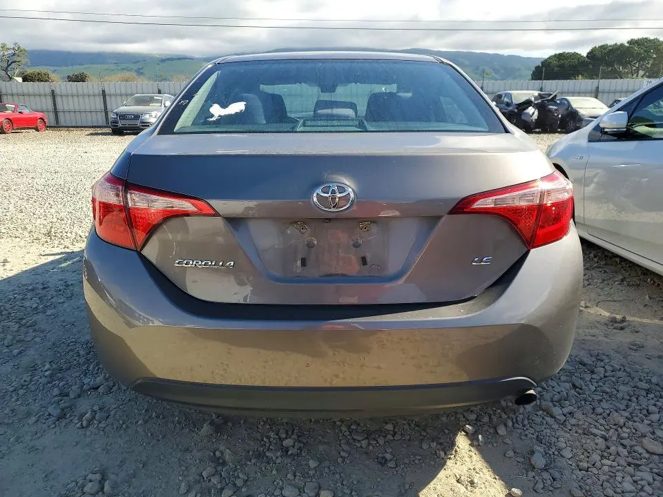 2018 TOYOTA COROLLA LE  