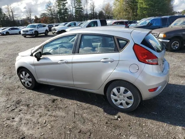2011 FORD FIESTA SE  