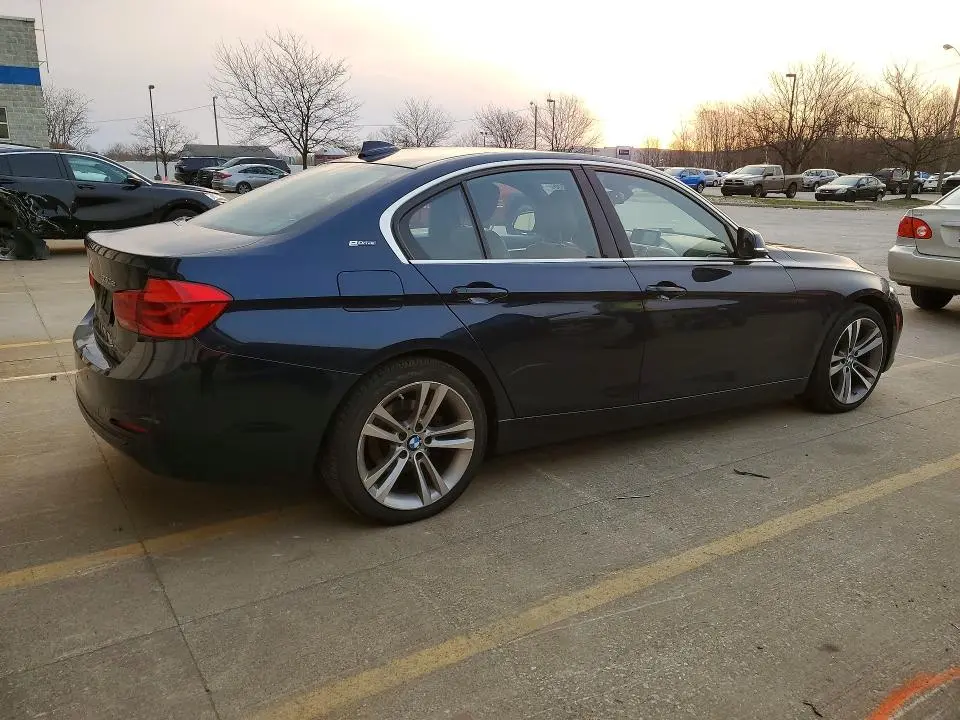 2017 BMW 330E   