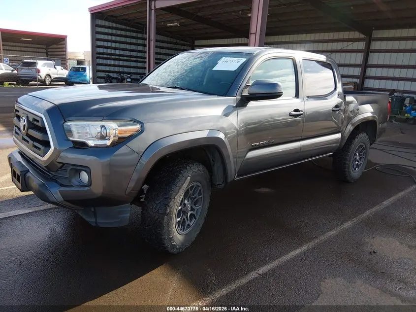 2017 TOYOTA TACOMA SR5 V6