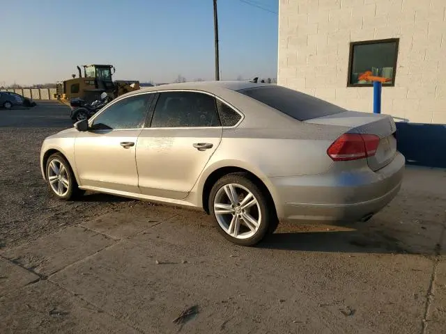 2012 VOLKSWAGEN PASSAT SEL  