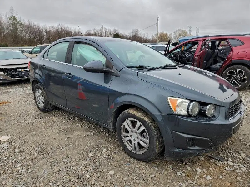 2014 CHEVROLET SONIC LT  
