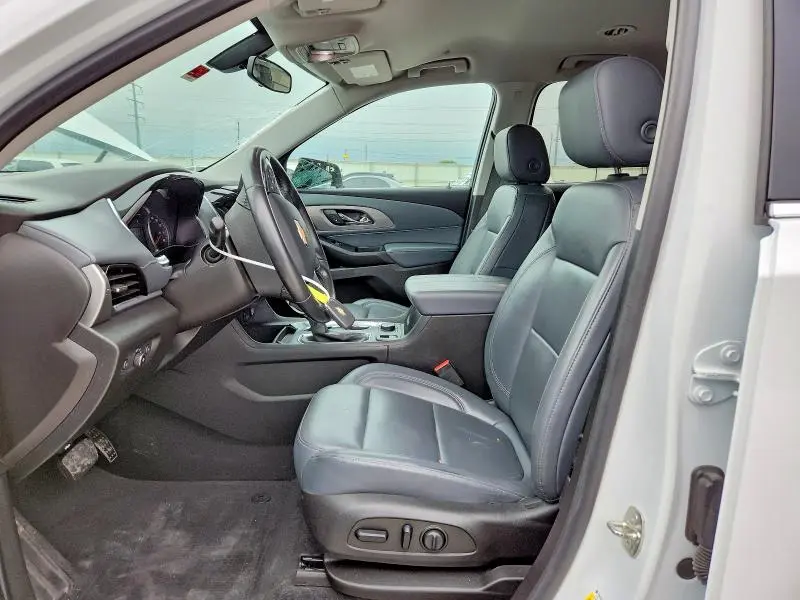 2021 CHEVROLET TRAVERSE LT  