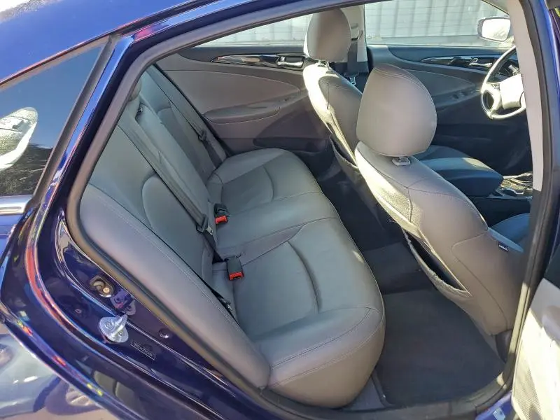 2012 HYUNDAI SONATA SE  