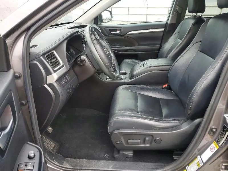 2018 TOYOTA HIGHLANDER XLE  