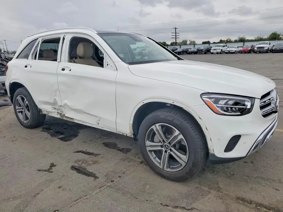 2022 MERCEDES-BENZ GLC 300 4MATIC  