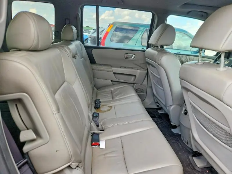 2011 HONDA PILOT EXLN  