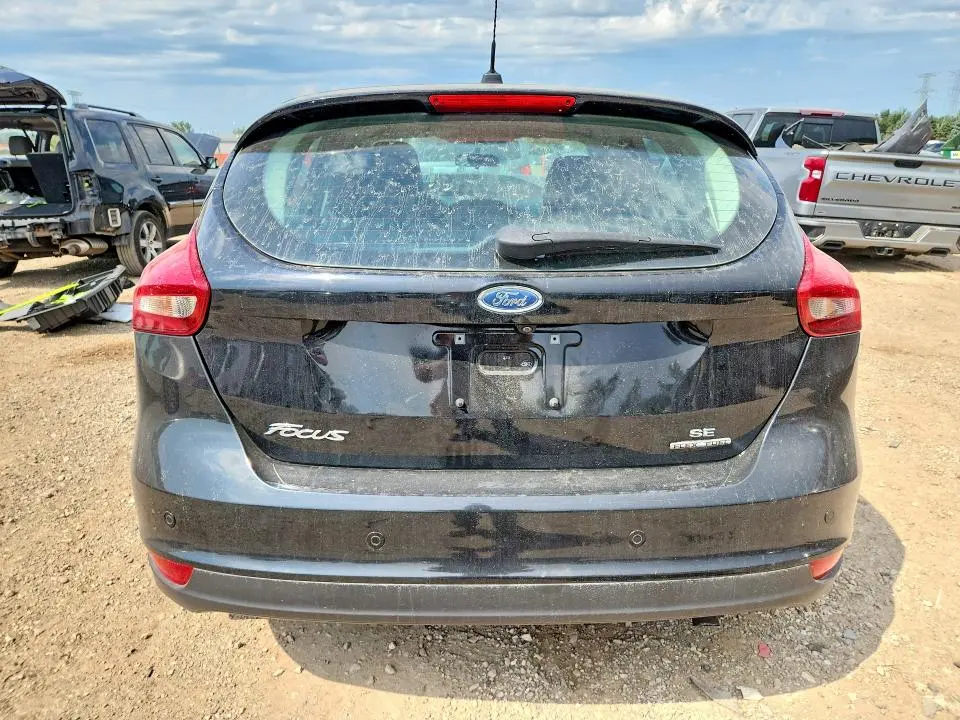 2016 FORD FOCUS SE  