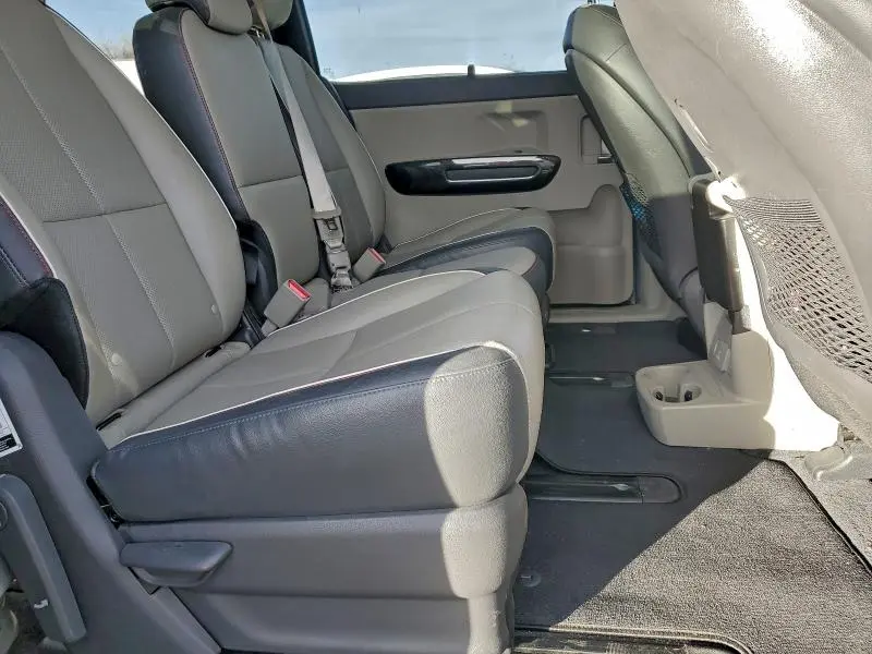 2016 KIA SEDONA EX  