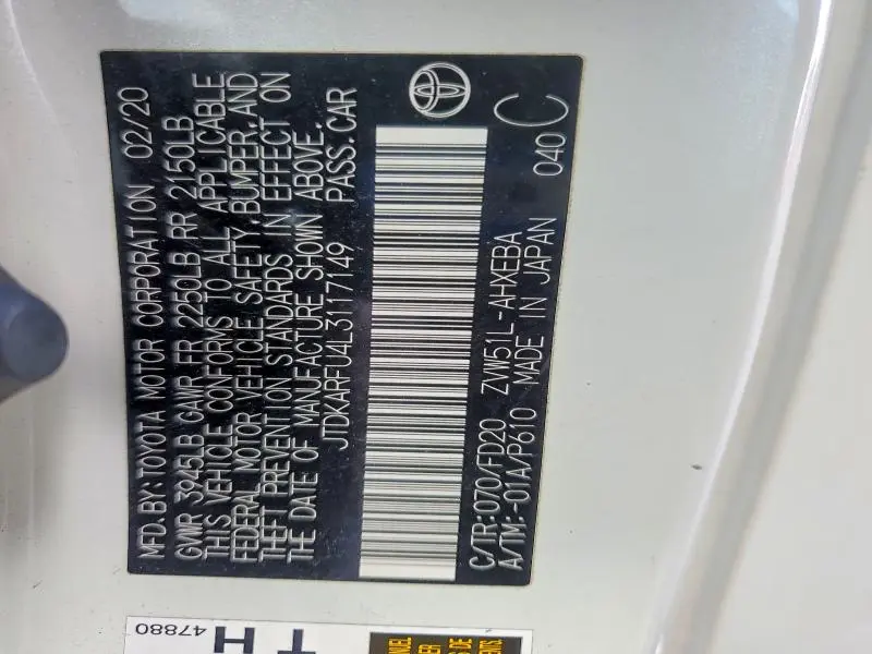 2020 TOYOTA PRIUS LE  