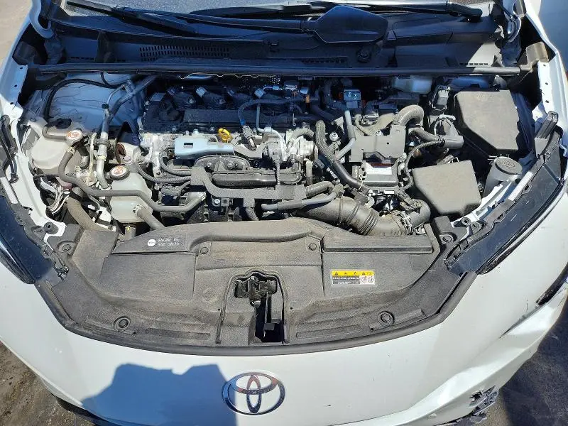 2025 TOYOTA PRIUS XLE  