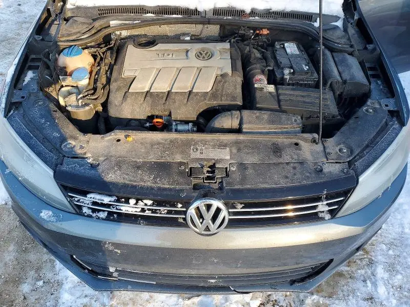 2013 VOLKSWAGEN JETTA TDI  