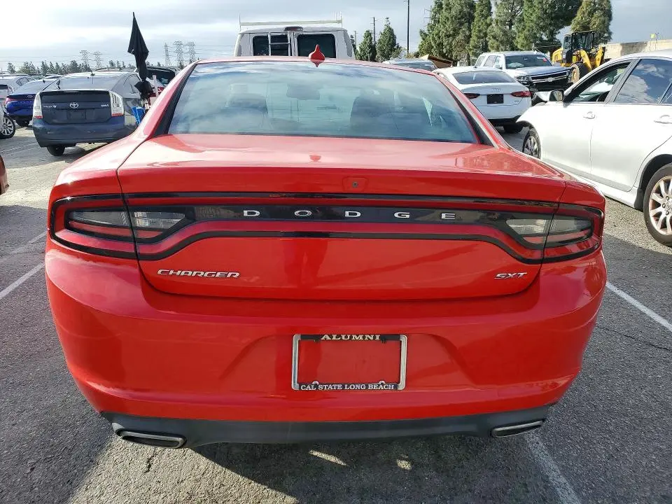 2017 DODGE CHARGER SXT  