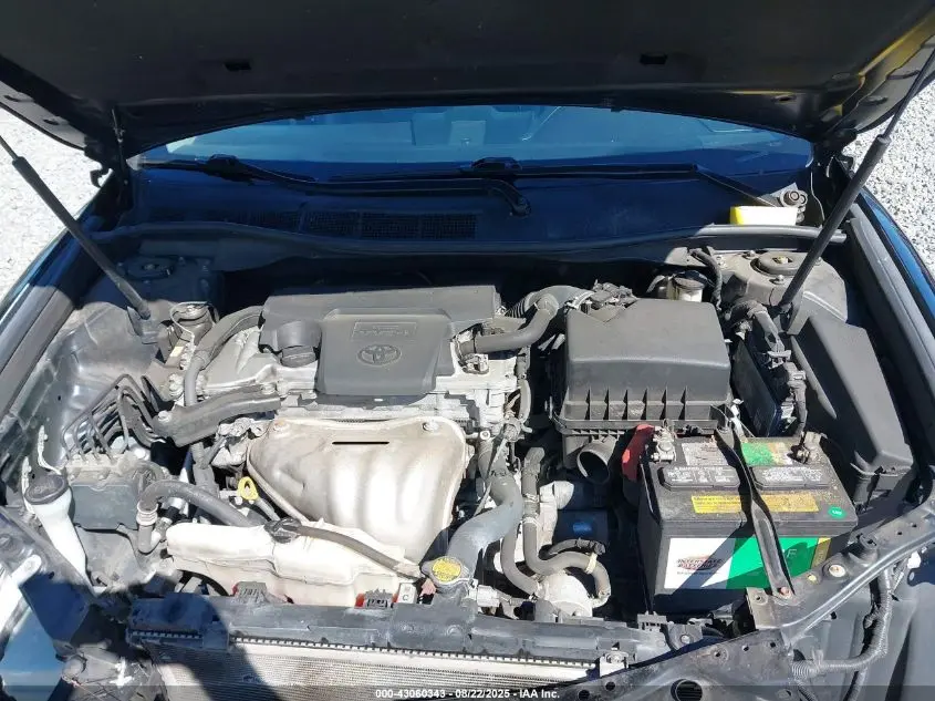 2014 TOYOTA CAMRY SE