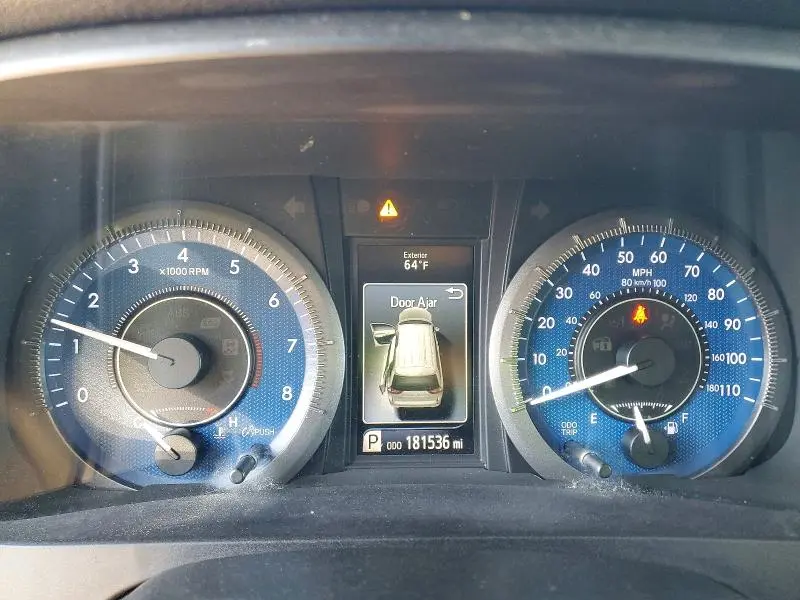 2015 TOYOTA SIENNA LIMITED 7-PASSENGER  