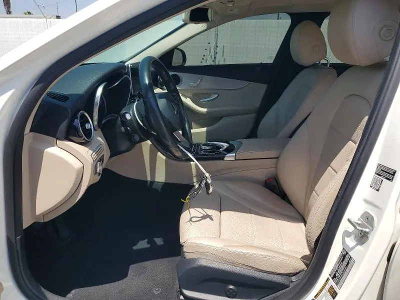2015 MERCEDES-BENZ C 300  