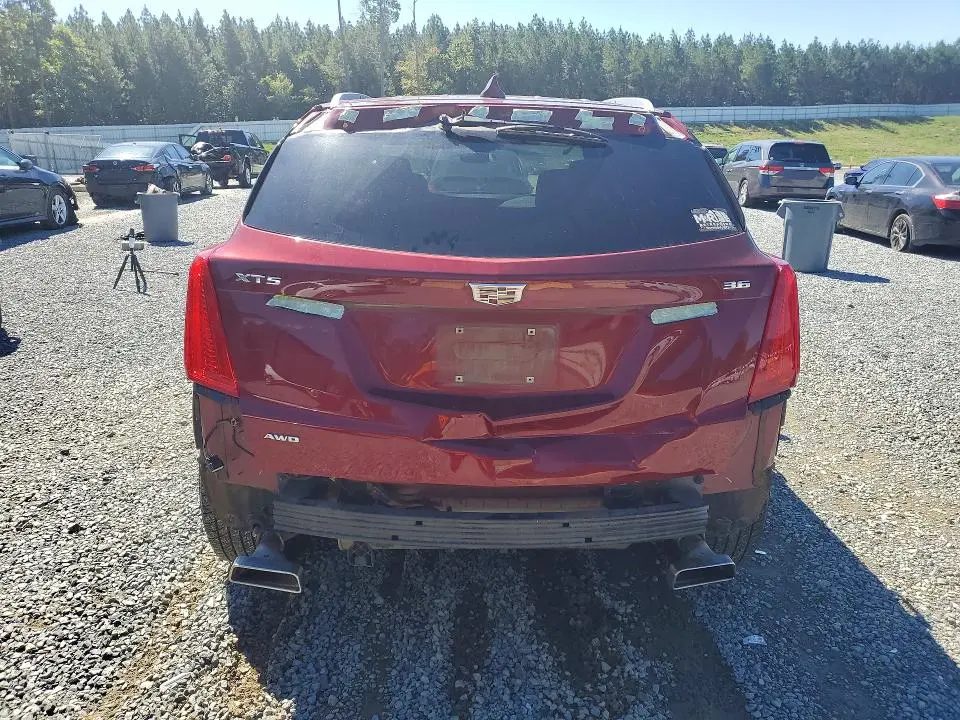 2018 CADILLAC XT5 LUXURY  