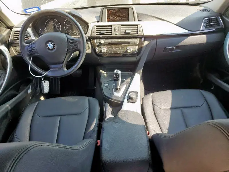 2017 BMW 320 I  