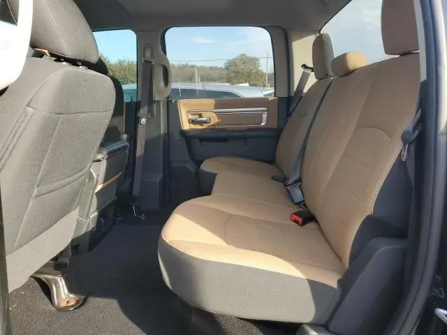 2021 RAM 1500 CLASSIC SLT  