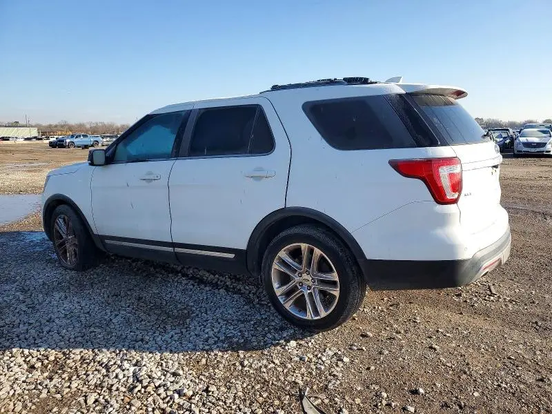 2016 FORD EXPLORER XLT  