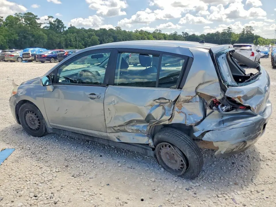 2010 NISSAN VERSA 1.8 S  