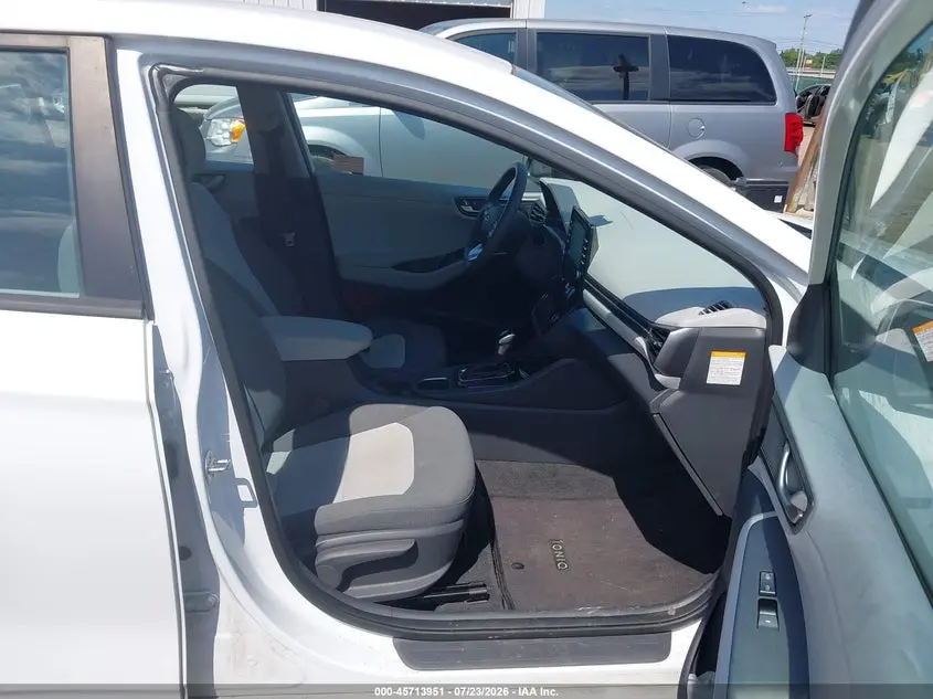 2020 HYUNDAI IONIQ HYBRID BLUE