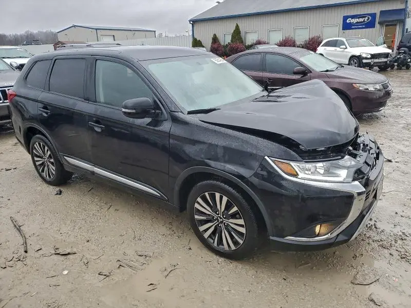 2019 MITSUBISHI OUTLANDER SE  