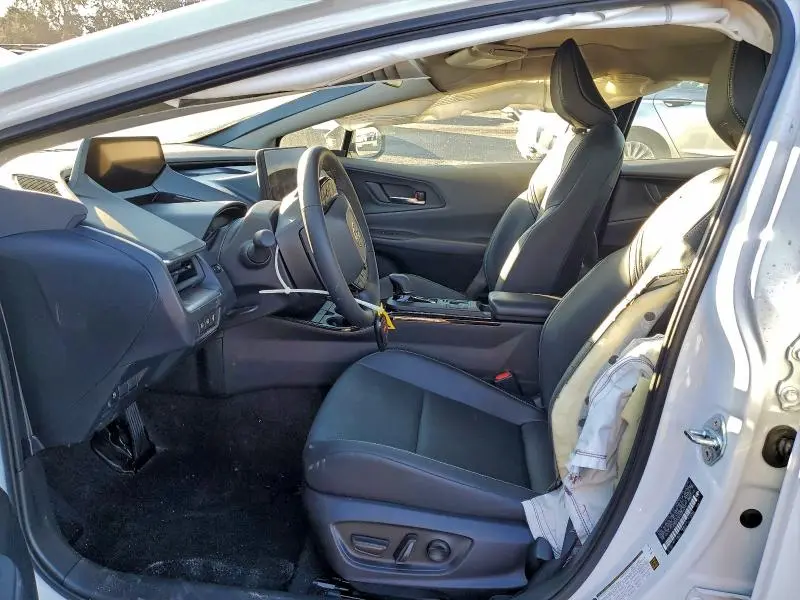 2026 TOYOTA PRIUS LE  