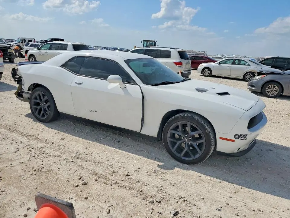 2023 DODGE CHALLENGER SXT  