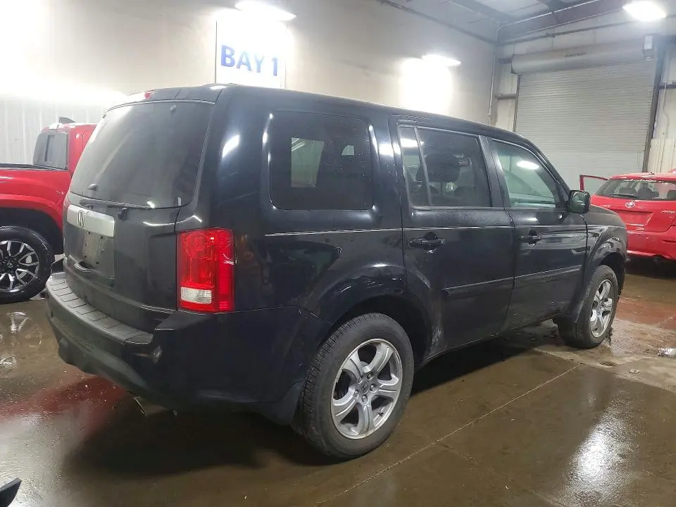 2012 HONDA PILOT EXLN  
