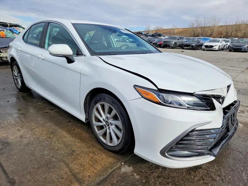 2021 TOYOTA CAMRY LE  